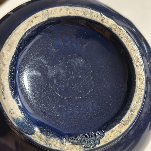 Cera Cuba Porcelain or ceramic Vase 7.5” high - Picture 14 of 17